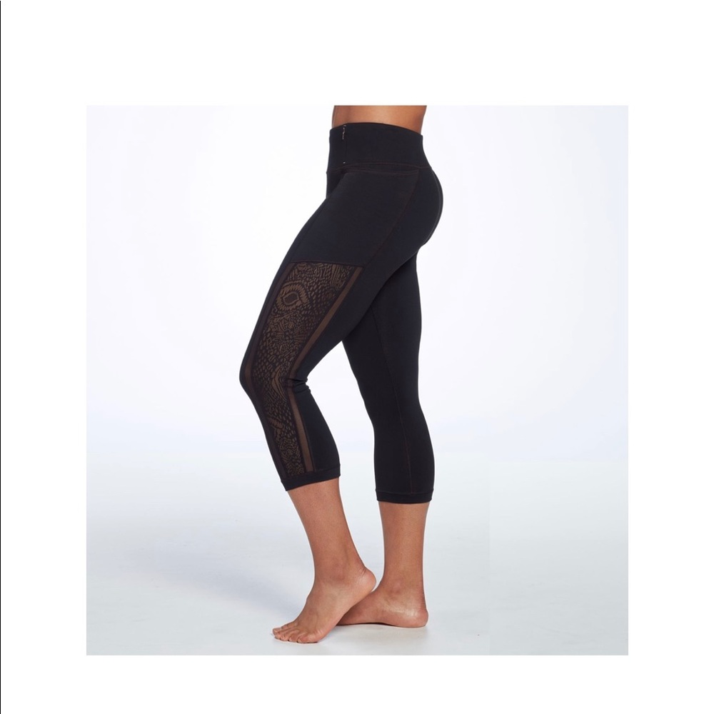 CALIA CAPRI